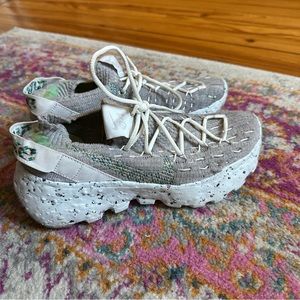 Nike space hippie green